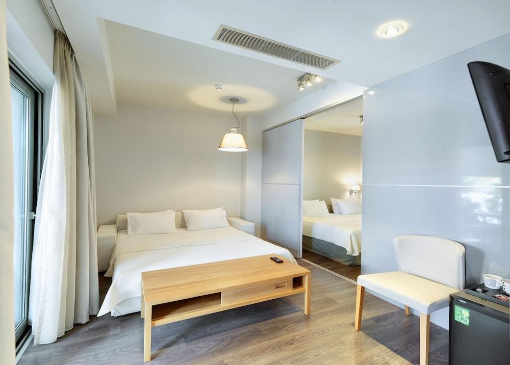 Phidias Piraeus Hotel Luaran gambar